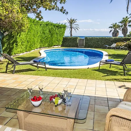 فيلة Luxury B By Interhome *