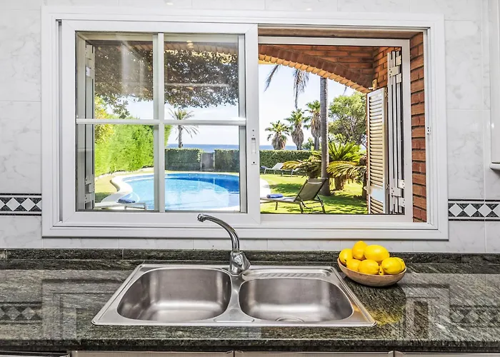 Luxury B By Interhome Vila *